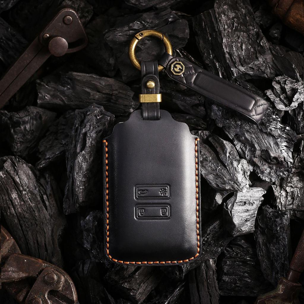 Leather Key Cover for Dongfeng Renault Koleos - Retro Style Protective Shell with Buckle