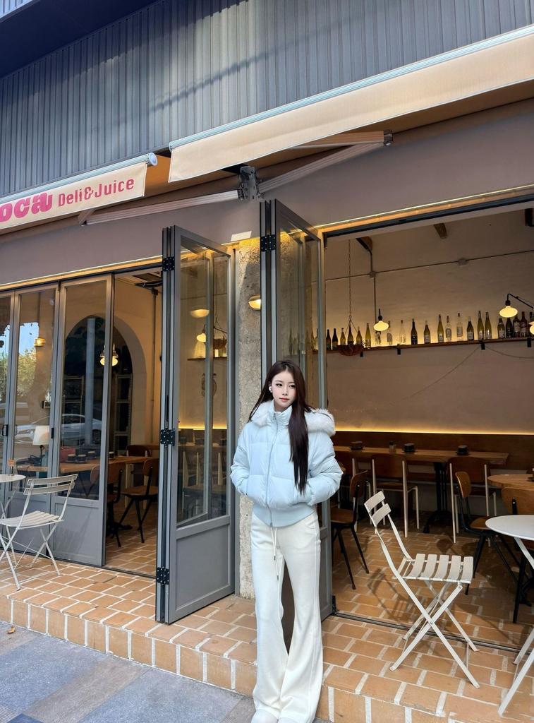 Velvet high waist Kendou style new down jacket women's short thin slim small big fur collar jacket