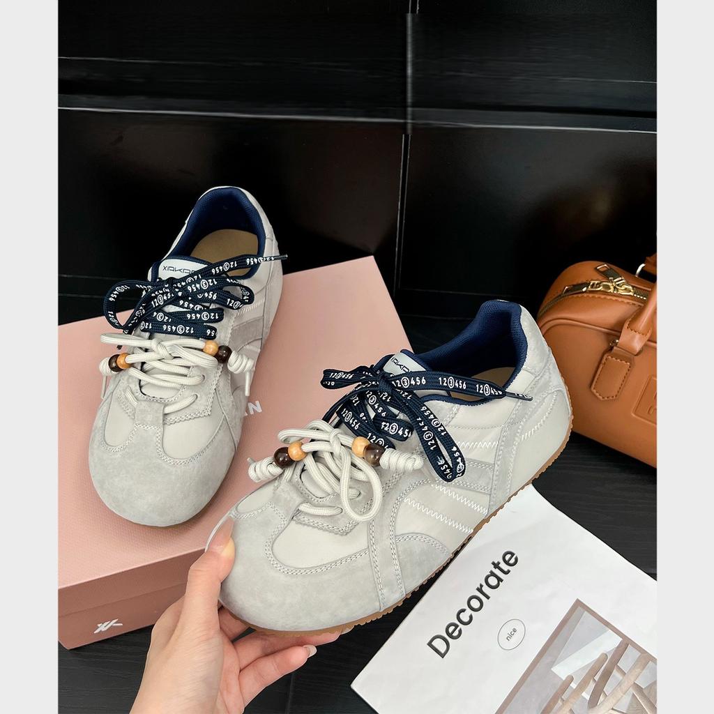 Retro Schnürschuhe mit Perlenbesatz, deutsche Trainingsschuhe für Damen, 2025 neu, bequem und vielseitig, Sport- und Freizeitschuhe, Forrest Gump Schuhe