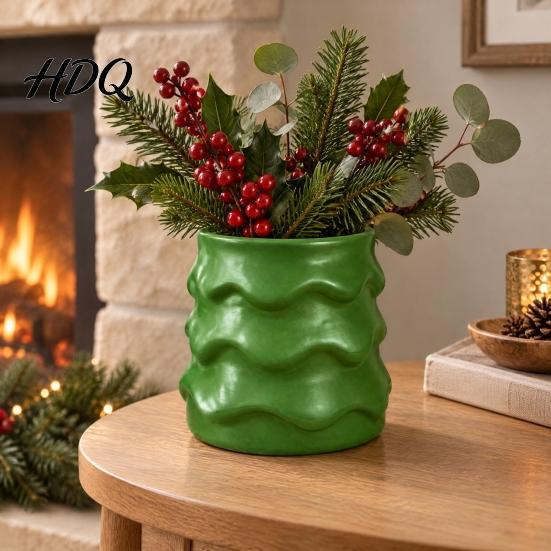 Modern Matte Finish Home Decor Christmas Tree Resin Ornament Multi-purpose Vase Pen Holder Makeup Functional for Shelves Brush Storage Container