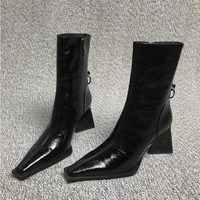 2024 Herbst Neue Kleine Quadratische Spitze Dicke Hohe Absätze Kurze Stiefel Reitstiefel Hohe Absätze Modestiefel Geformter Dreiecksabsatz 35-40