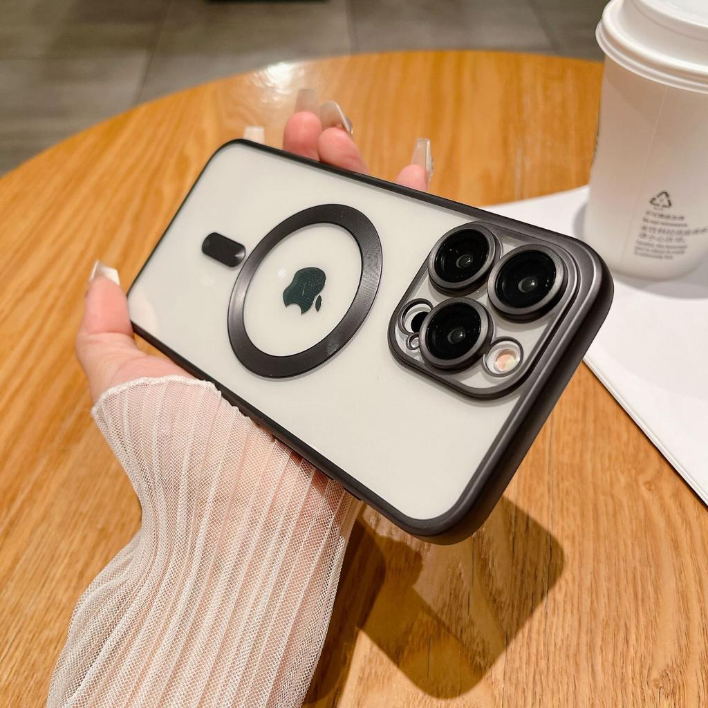 Apple Transparent Mobile Phone Case 16pro Matte Electroplating Magnetic Soft Case TPU Suitable for IPhone15 Full-inclusive Protection Case