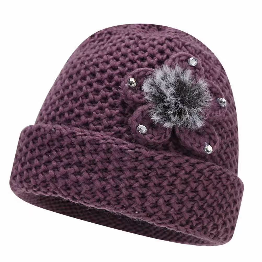 Middle-aged and elderly warm hat winter piled thickened mother hat outdoor cold-proof wool hat ear protector knitted hat