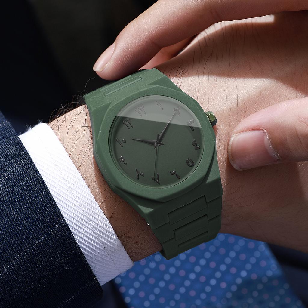 1Pcs Men's Gift Watch Stylish Simple Arabic Digital Dial Handsome Classic Versatile Casual Quartz Watch( Box Not Included)