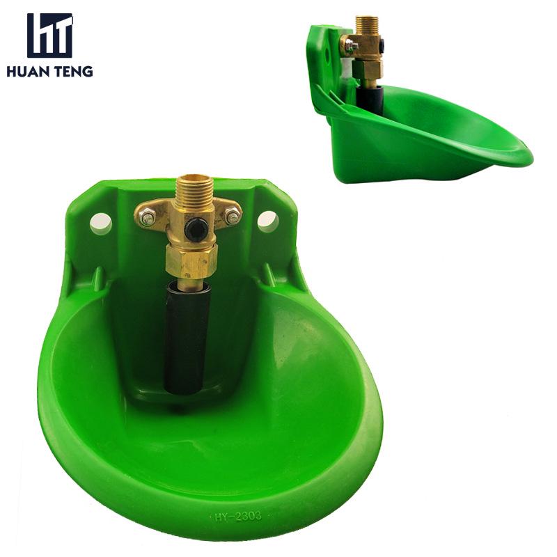 

Автоматична поїлка для овець з потовщеного пластику та мідним клапаном