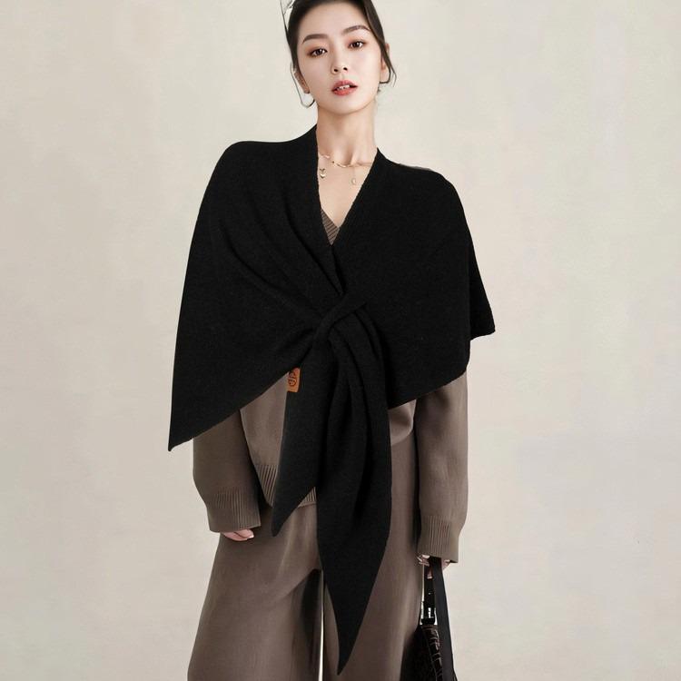 Extra großer roter Dreiecksschal aus Merinowolle - Gestrickte Stola für Damen, Wärme für Herbst/Winter