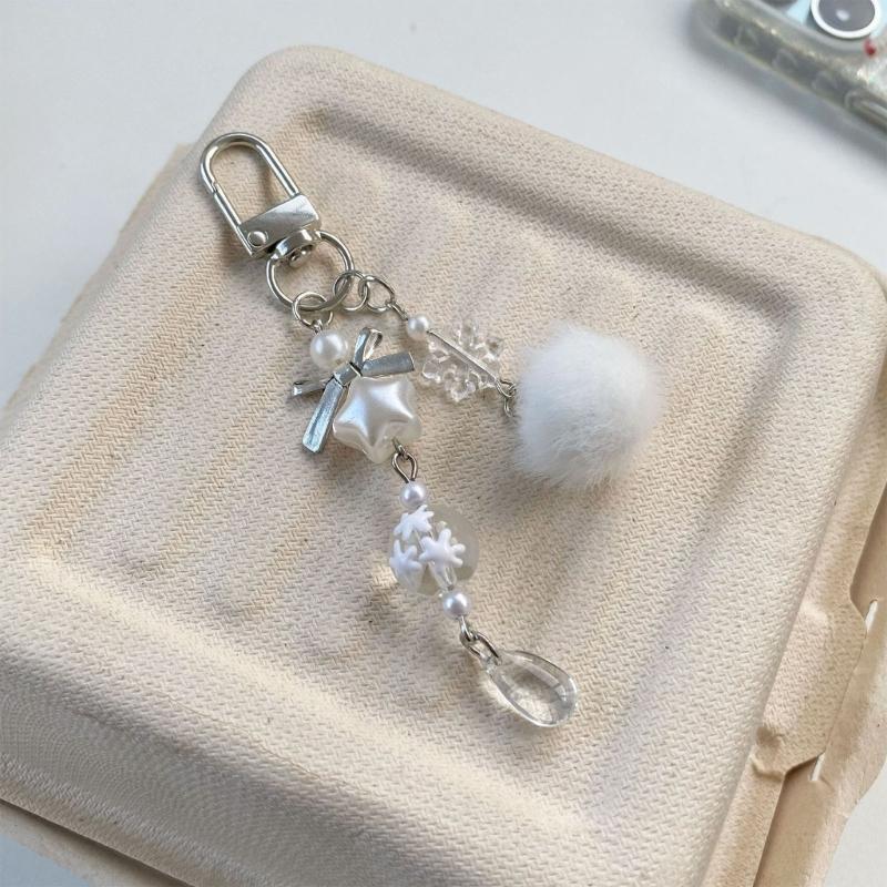 Reusable Snowflake Keychain Adorable Pendant Designs For Phone Bag Holiday Gift Giving