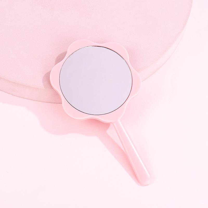 

Набор гребней для массажа кожи головы и отпугивания комаров с косметическим зеркалом, гребень с полыми зубьями, разглаживающий гребень и портативный гребень-зеркало. 19.5*6.5*2.5 cm