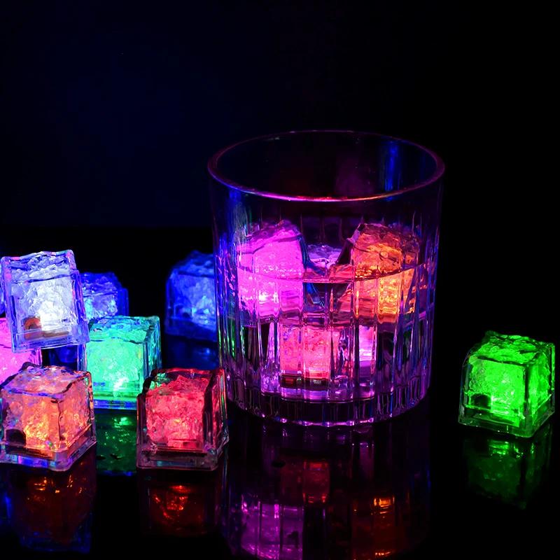 5 Pièces Glaçons LED Étanche Multicolore Clignotants Lumineux dans le Noir Pour Décoration de Mariage Fête Bar