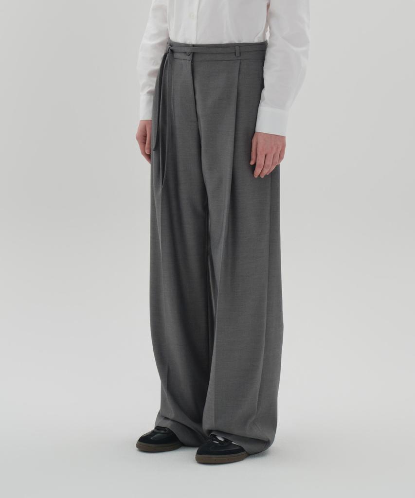JUN BY JUN K Classic Strap Pants_Gray