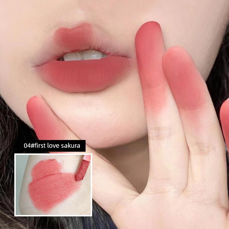 Xiaoyu Haitang Recommends the Spring Season Lip Glaze, a Matte Mist Finish, Brightening, Non-Stick Cup Lipstick In Natural Nude Color