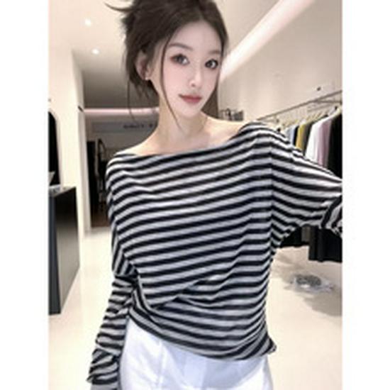 Women's White V-Neck Long Sleeve Loose Fit Mid-Length Shirt - Autumn Winter Layering Top