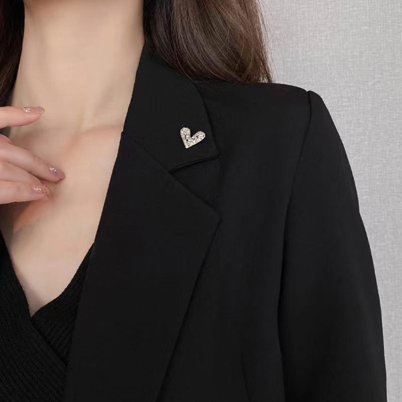 Romance Alloy Heart Brooch Decoration With Zircon Ideal For Dresses And Formal Attire