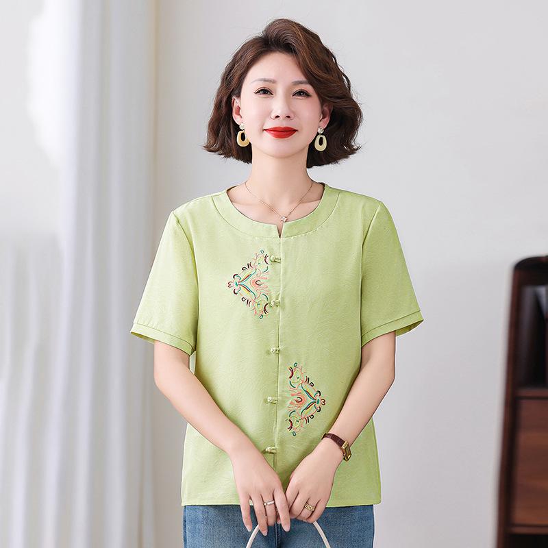 

Summer 2025 Pink Embroidered T-Shirt for Middle-aged Women XXXL for 125-135 jin зелёный