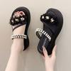 Neue Perlen-Slipper für Damen im Sommer Süße und dicksohlige Sandalen für zwei Outfits