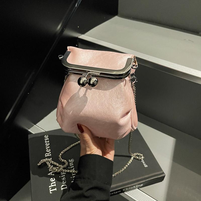 Mini PU Leather Purse Women Y2k Chain Purse with Chain Strap Cute Evening Bags Aesthetic Pouches Shoulder Bag Fashion Money Bag