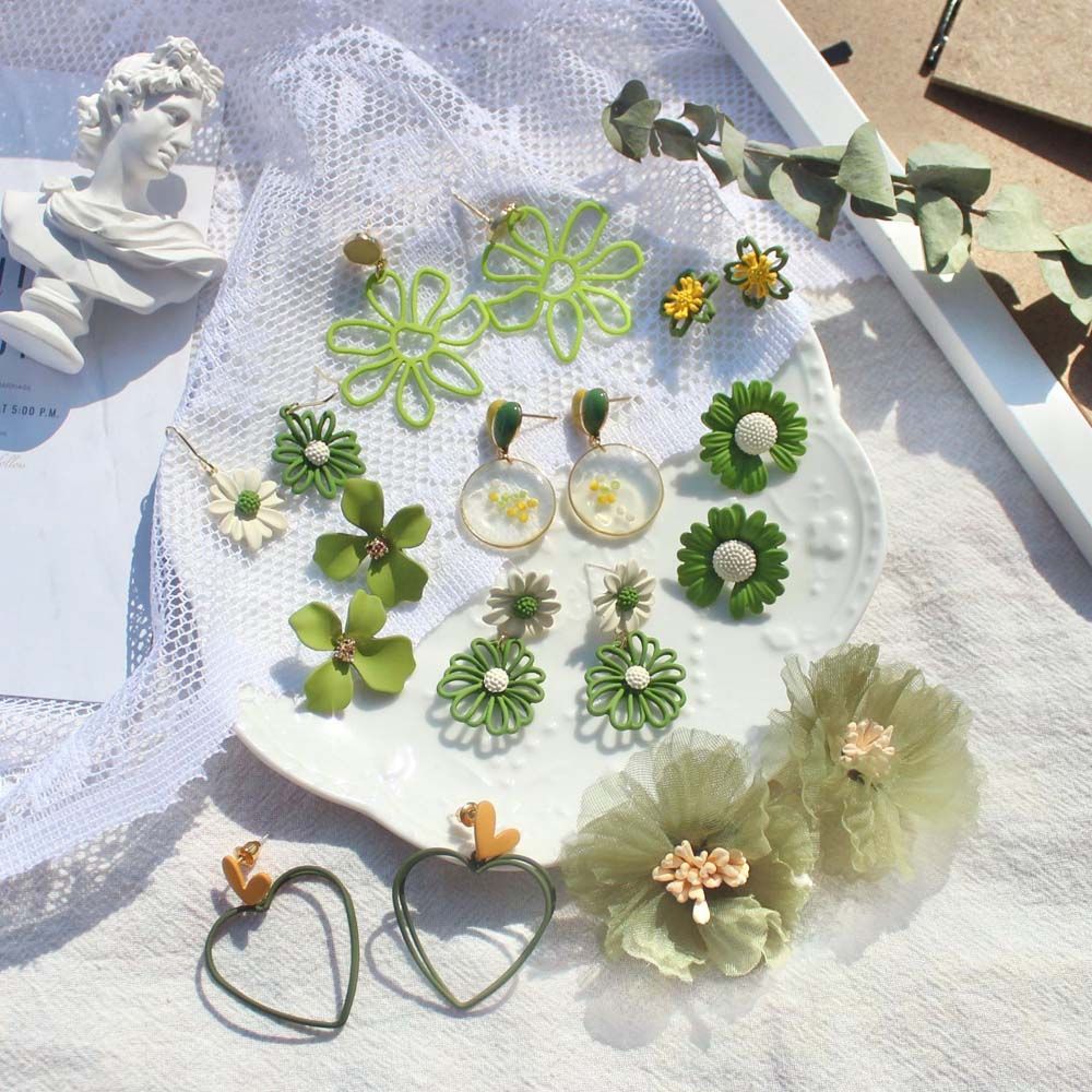 

Летние дикие ромашки для девочек зеленые модные ювелирные изделия серьги-гвоздики из смолы