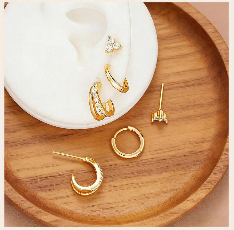 3 Pcs Set Hoop Stud Earrings for Women, Multiple Piercing CZ Crystal Triangle Studs Stackable Huggie Earrings Set Jewelry