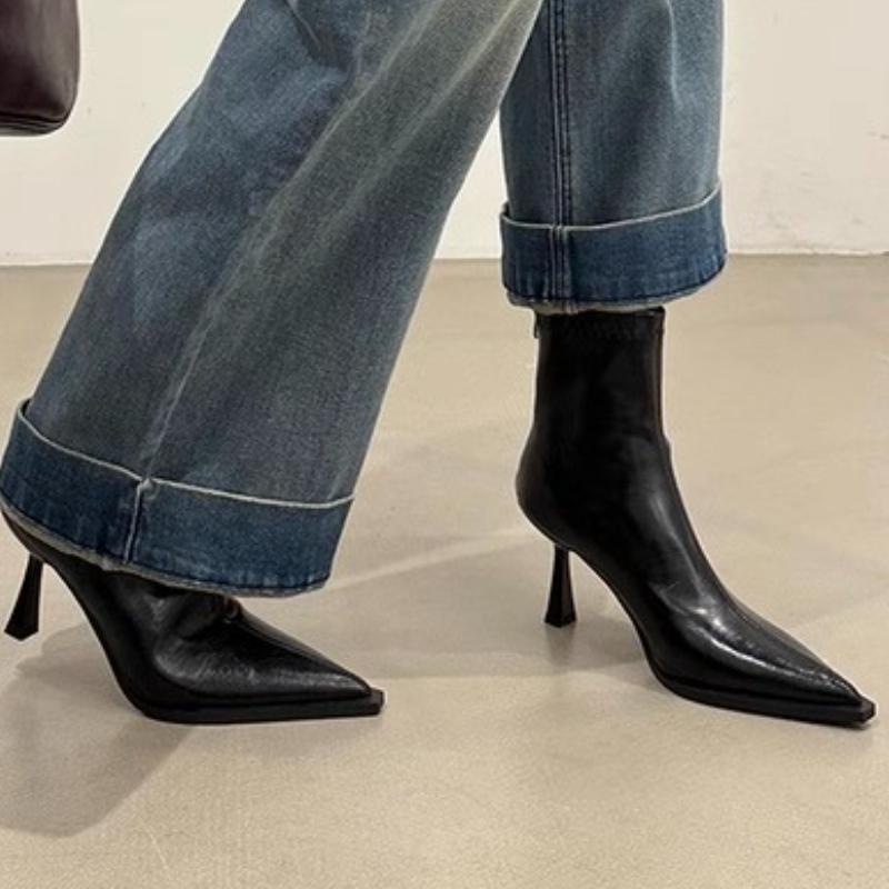 Ladies Shoes 2025 High Quality Back Zipper Women s Boots Fashion Office and Career Sexy Pointed Toe Best Seller Ankle Boots 35 3200₽