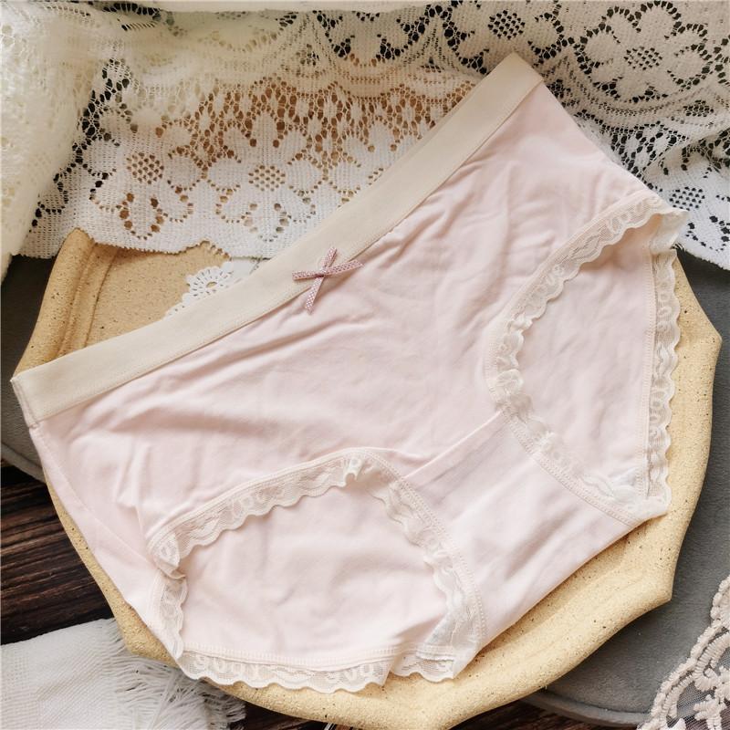 Einfache und bequeme Modalunterwäsche Kleine frische Slips mit niedriger Taille Spitzenrand Süße Damenhöschen
