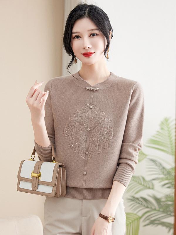 

Chic Autumn Knitwear: Round Neck Sweater for Stylish Middle-Aged Women XL (suggested 60-65kg) бежевый