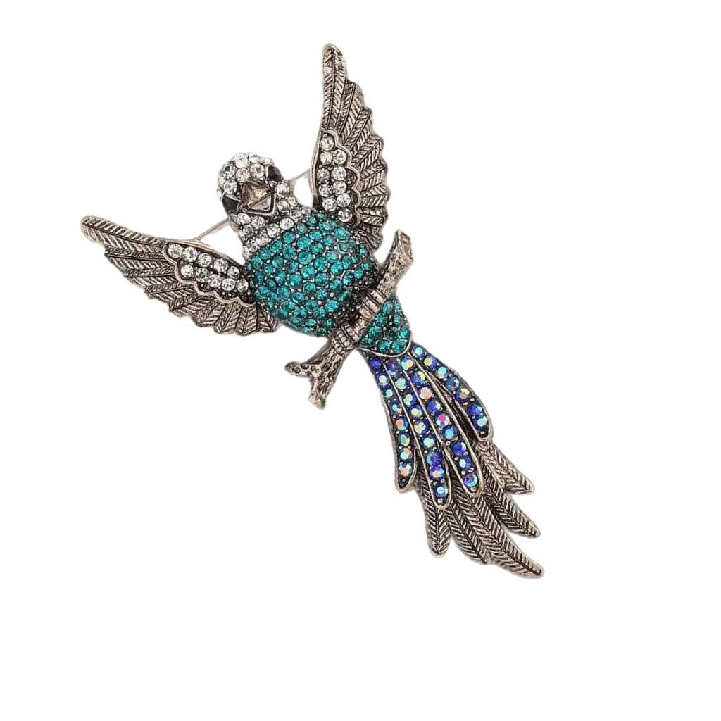 Vintage Eagle Brooch With Sparkling Multicolor Crystals Retro Cartoon Design Durable Alloy Material For Coat Jacket Fashion Accessory Gift