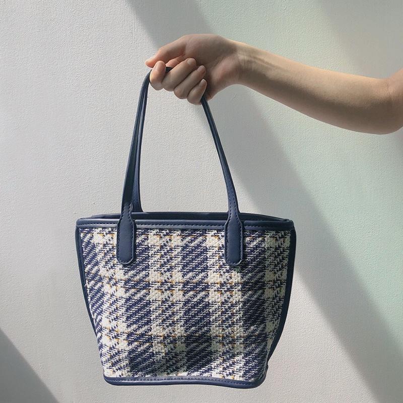 IELGY women s blue plaid bucket woolen handbag