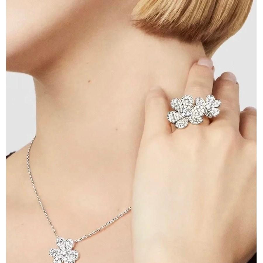 Full Diamond Three Flower Series Ring Shipped To Germany Imported Asian Gold Electroplated Au 750 18K Craft This Classic Gift