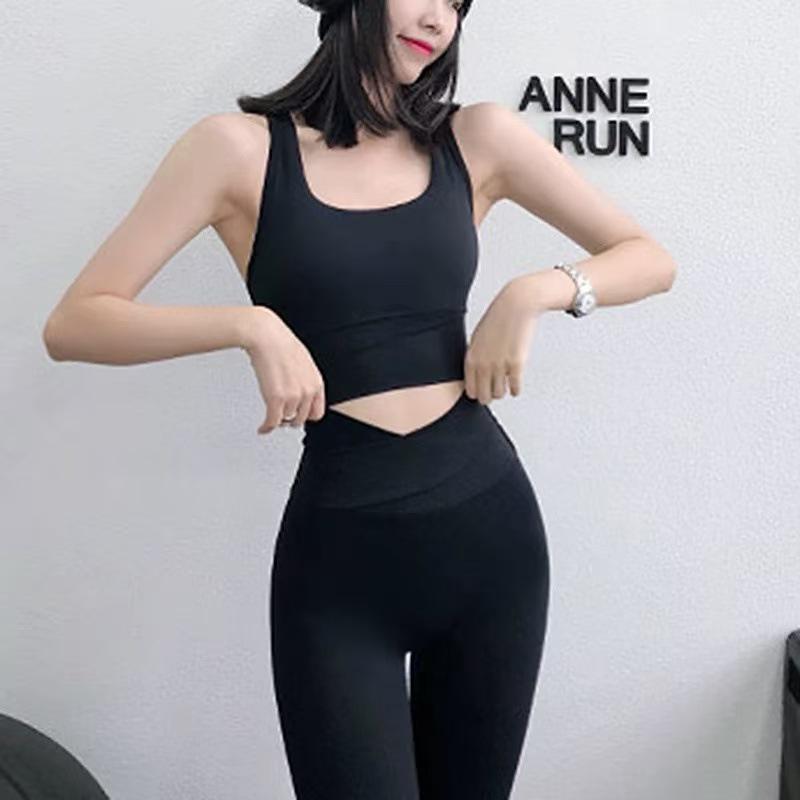 Women s Shockproof Sports Bra - Anti-Sag, High Elasticity for Running & Yoga with Beautiful Back Design. Medium
