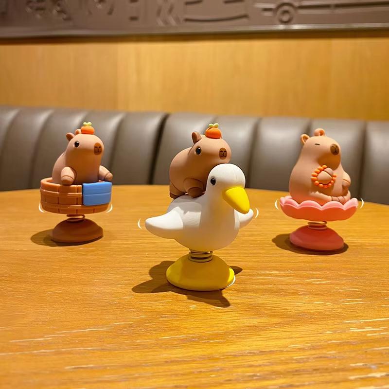 Capybara Decor - Creative Spring Shaking Head Dashboard and Desktop Figurine, Car Interior Ornament