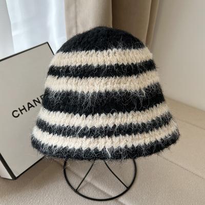 New Knitted Striped Bucket Hat Women's Autumn and Winter Temperament Simple and Versatile Face Small Wool Bucket Hat