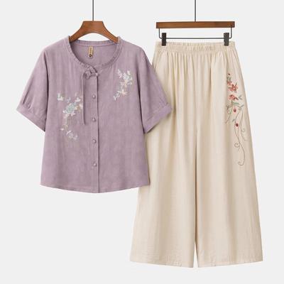 Abiti e completi – Completi con pantaloni