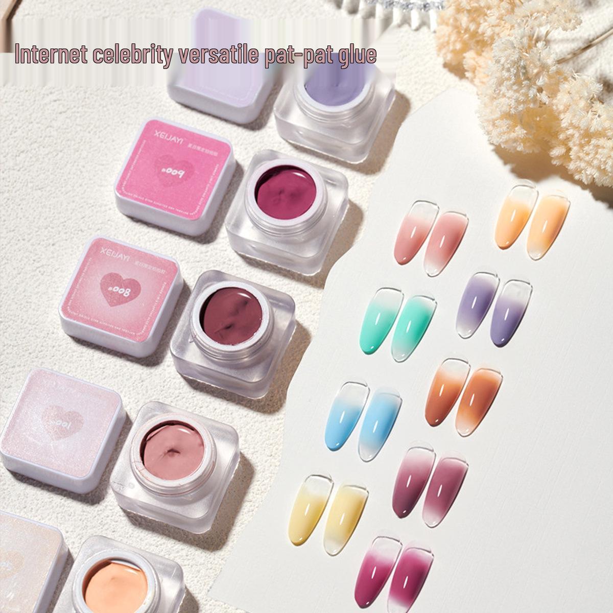 

Japanese Celebrity Nail Art: Gradient Blush No-Wash Gel for Salons
