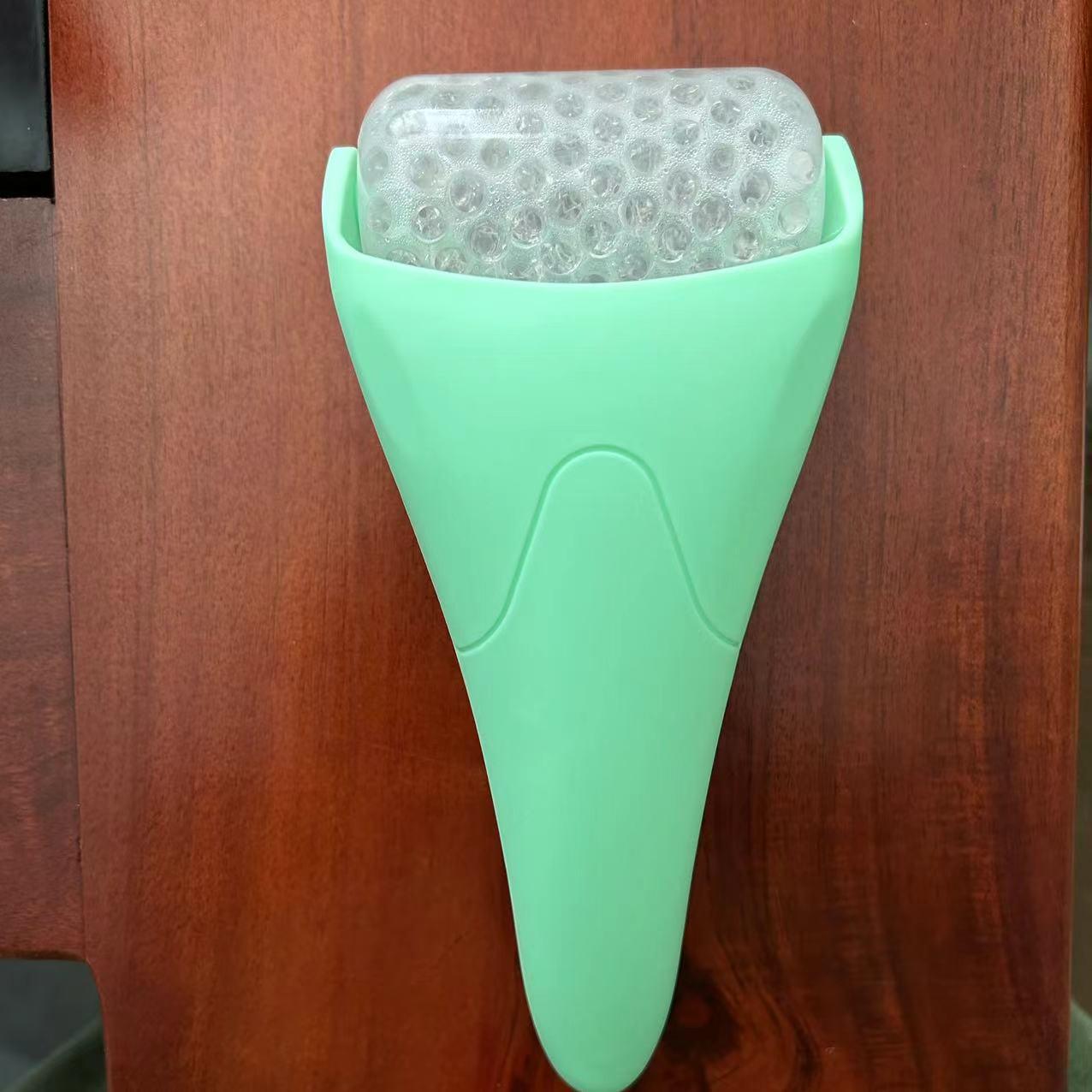 

Массажер для лица Ice Roller для подтяжки и ухода за кожей