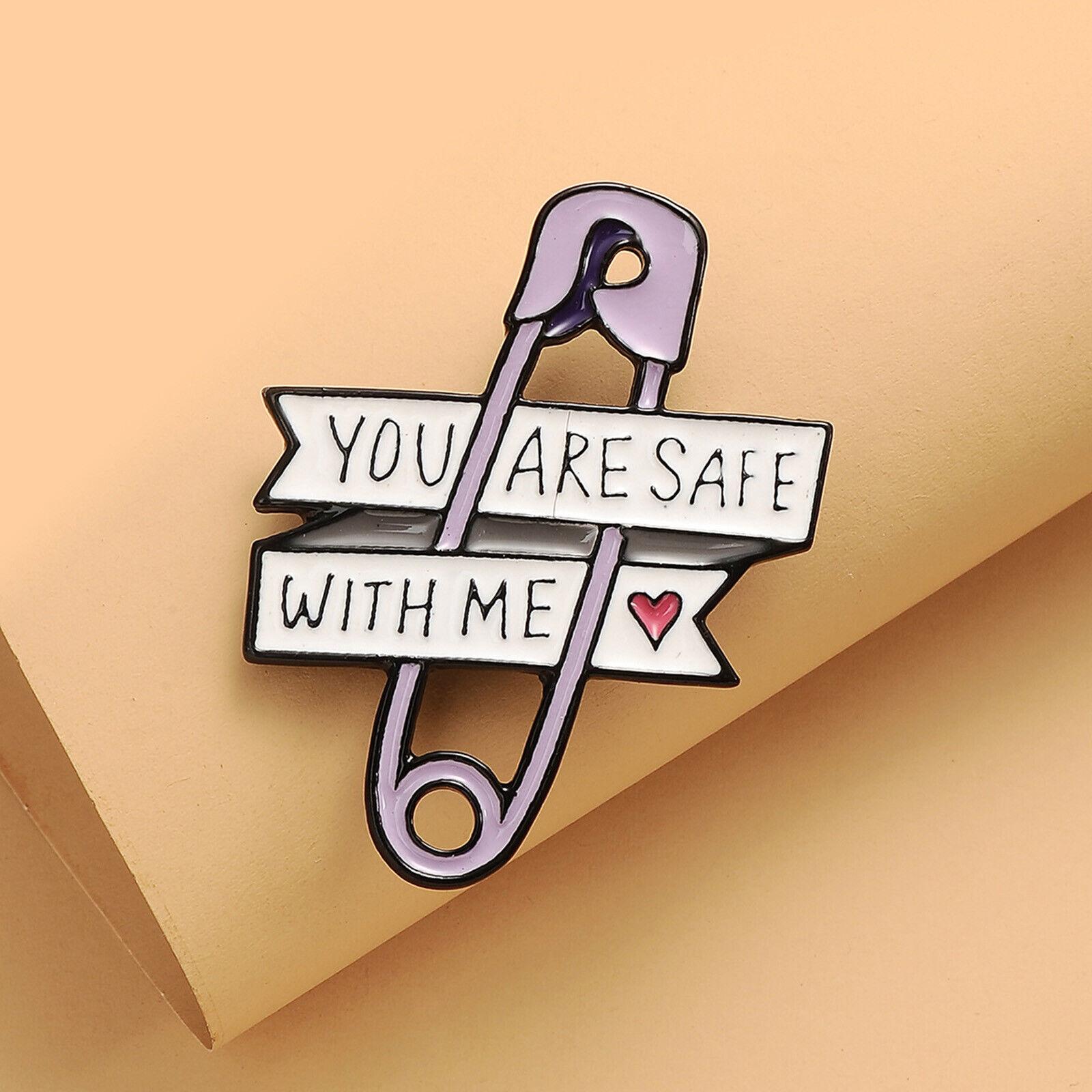 

ВЫ В БЕЗОПАСНОСТИ СО МНОЙ Модная креативная брошь в форме сердца для унисекс -