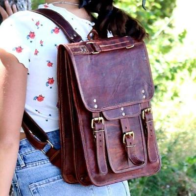 RUACAC DIN PIELE Dimensiune A4, geanta cu aspect vintage lucrata manual perfecta pentru laptop