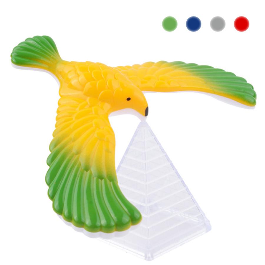 4pcs Balancing Eagle with Pyramid Stands Finger Balance Bird Creative Desktop Decorative Ornaments Novelty Trick Party Gifts