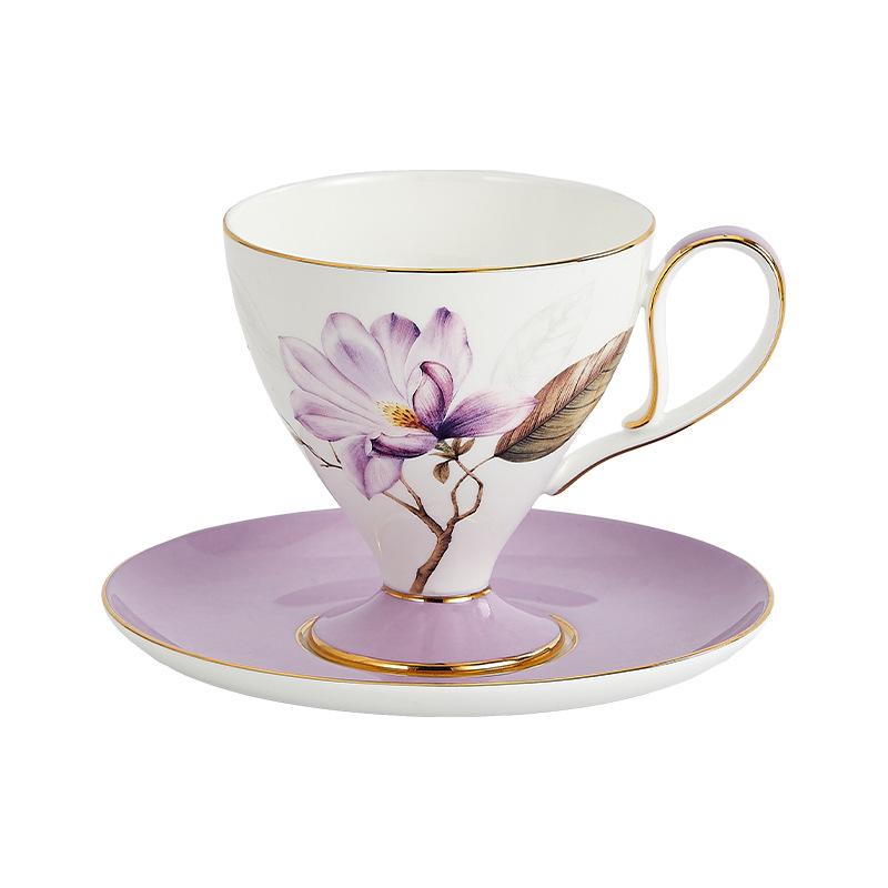 Tasses à café, assiettes et mugs en céramique en porcelaine tendre