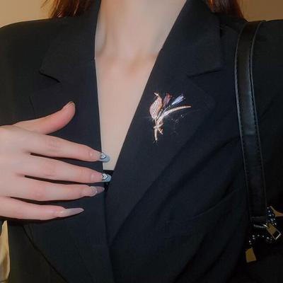 Cute High-Grade Flower Brooches Exquisite Lapel Pins For Women Girls  Versatile Corsage Clothing Accessories Gifts