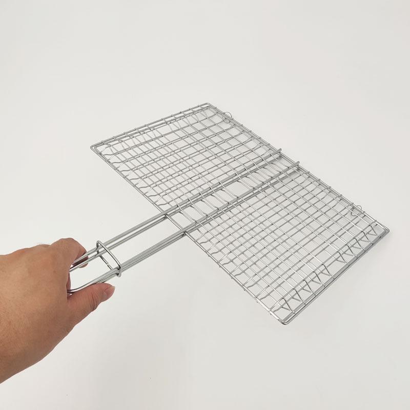 Portable Outdoor BBQ Grill Tongs with Wooden Handle - Anti-Scald Detachable Grill Net for Fish and Vegetables