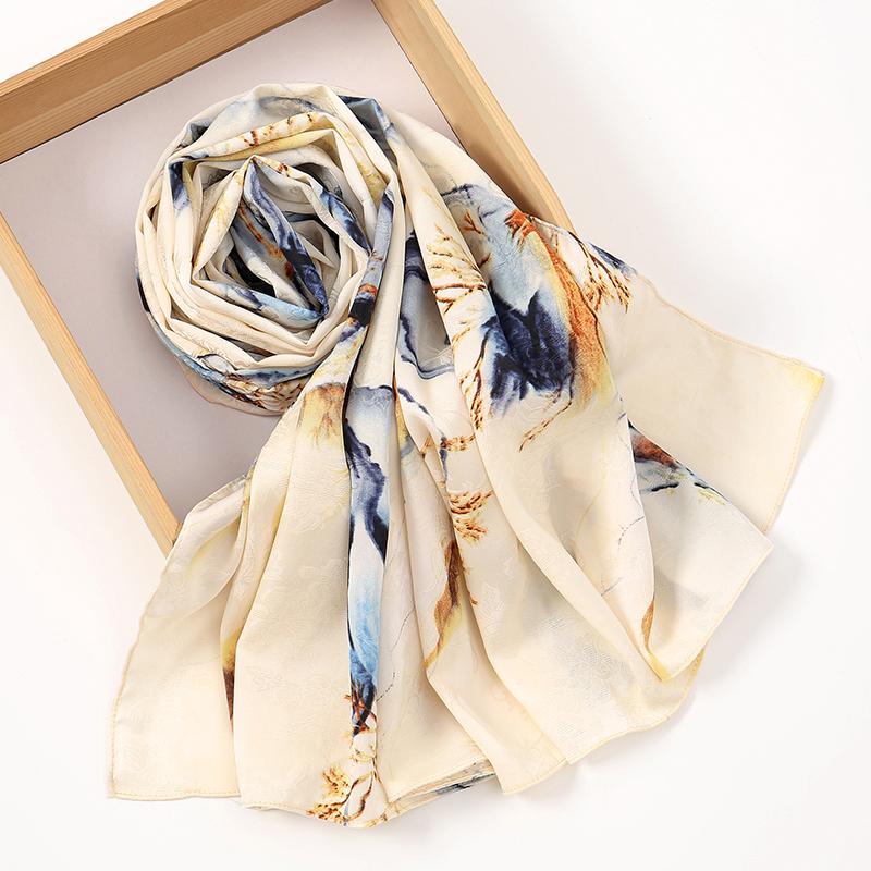 Design Fashion Classic Scarf  For Women Soft Hijab Print Color Foulard Shawls Wraps Muslim Scarves Winter Keep Warm Scarf