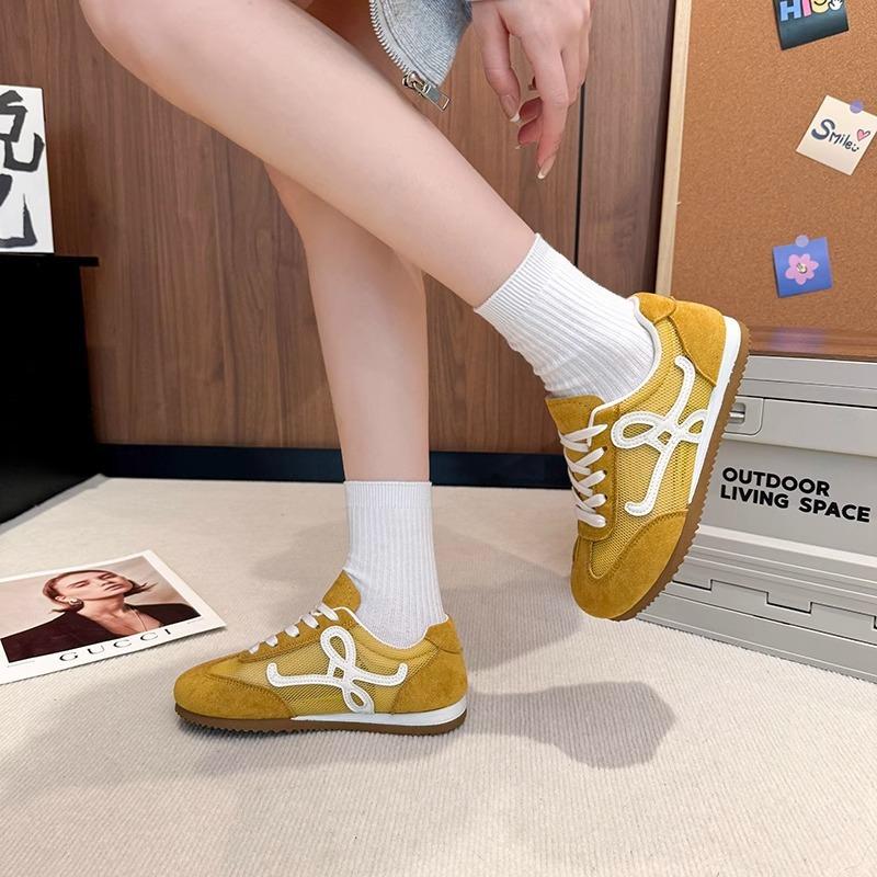 Super fire moral training shoes women's shoes 2025 new popular summer thin mesh shoes women's breathable mesh sports Forrest Gump shoes