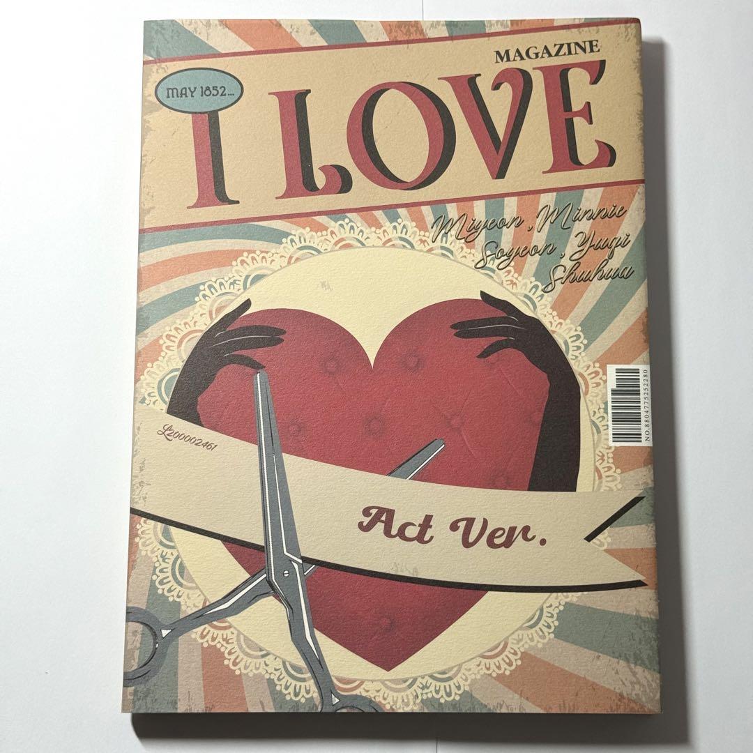 

[БУВШИЙ У ВЖИВАННІ] i-dle idle альбом I LOVE Act версія