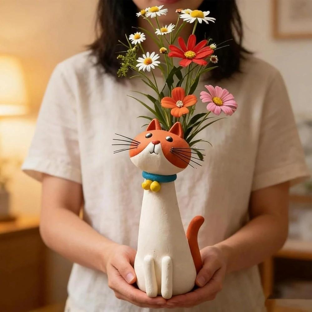 Handcrafted Cat Shaped Flower Planter Cartoon Cat Bud Vase Artistic Plant Pot Ornament Bedroom