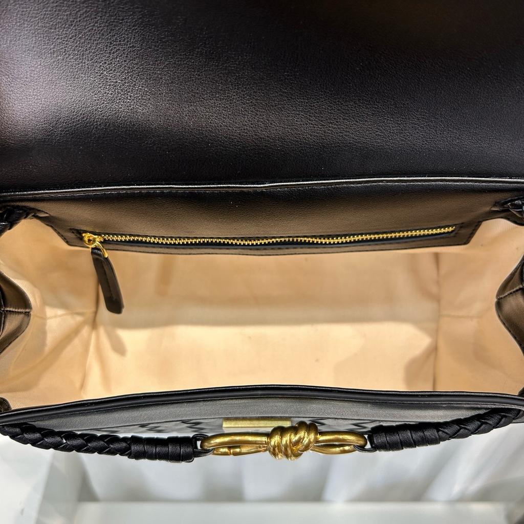 2026 Cross-border Leather Woven Messenger Bag, the Same Fashion Trend for Men and Women, Commuting Versatile Single Shoulder Messenger Bag Bag