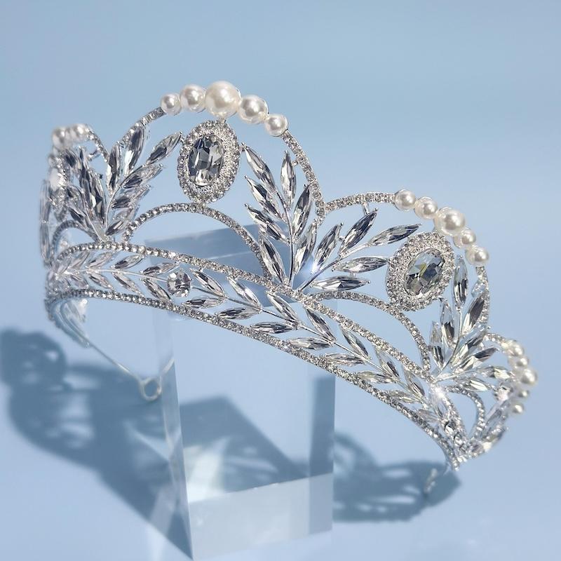 

Роскошный головной убор-корона со стразами и бусинами, Обязательный головной убор в стиле принцессы, Изысканный головной убор-корона, подходящий для свадеб, Д Tiaras серебряный