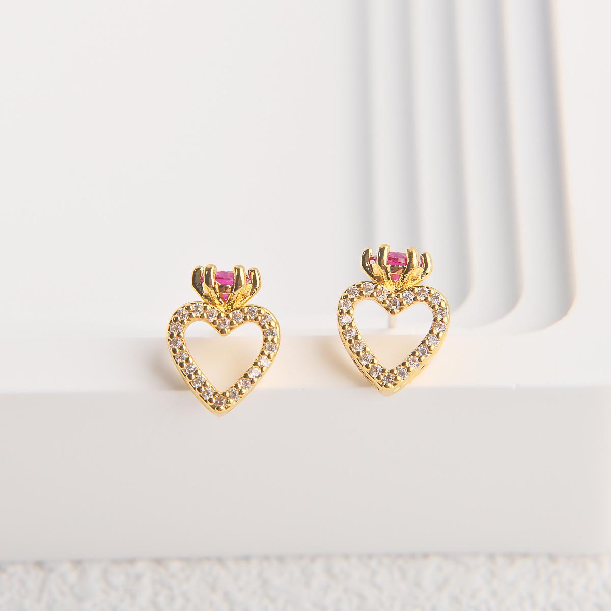 French Heart Zirconia Stud Earrings, Silver Needle Light Luxury, High-End Design for Women Inlaid Zirconia медный