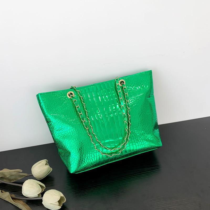 Trendy Black Tote Bag With High-end Feel And Street Style Elements