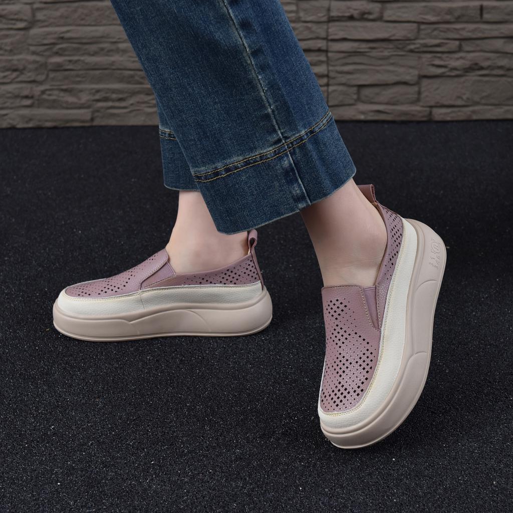 Hollow Hole Casual Shoes Women's 2026 Summer New Soft-soled Retro Rocking Shoes Low-top Heightening Lightweight Single Shoes Women