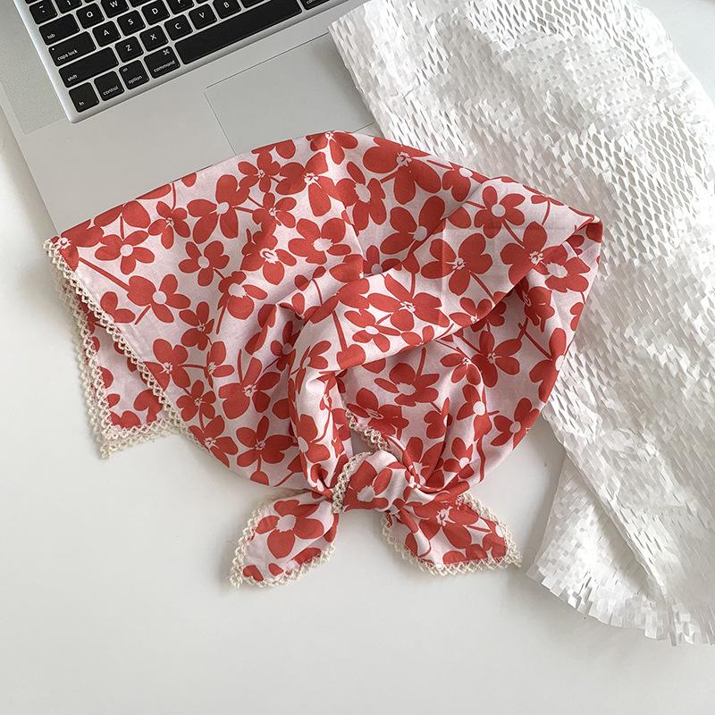 Ladies silk scarf square scarf high sense spring and summer retro small floral headscarf pastoral literary scarf